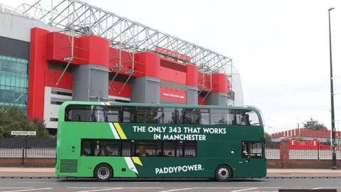 阿根廷迎战巴西：南美巅峰对决门票8.5万张瞬间售罄！